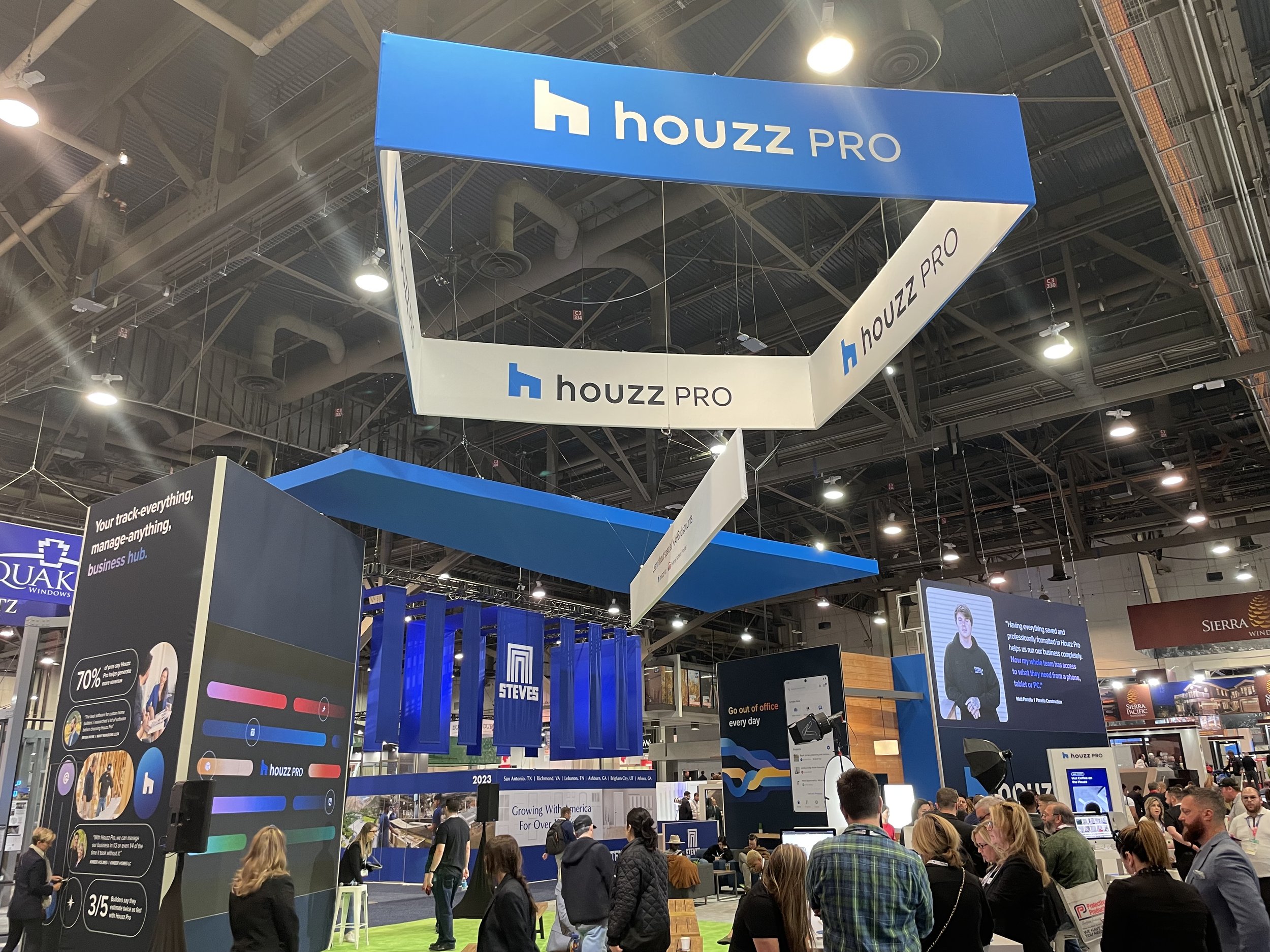 Houzz Pro display at the 2023 NRF Big Show.